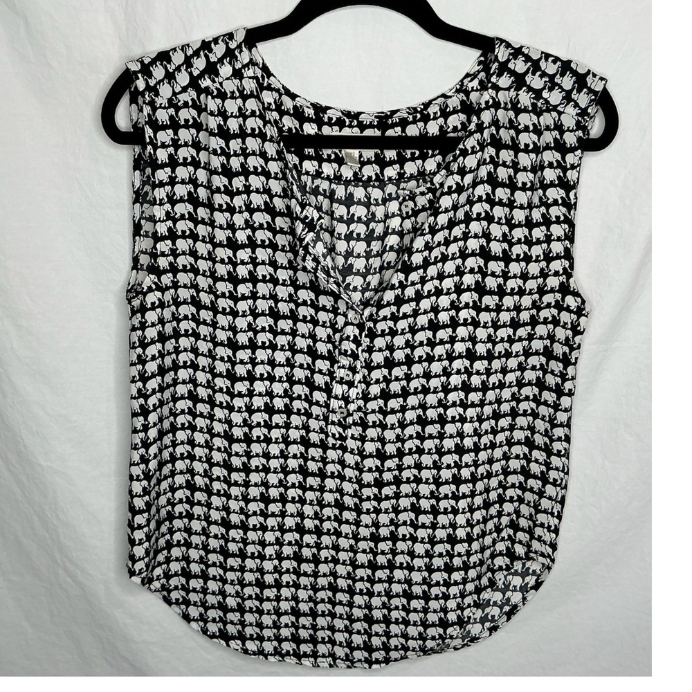Oat & Fawn‎ Womens Sz XS Black White Elephant Print Sleeveless Henley Blouse Top